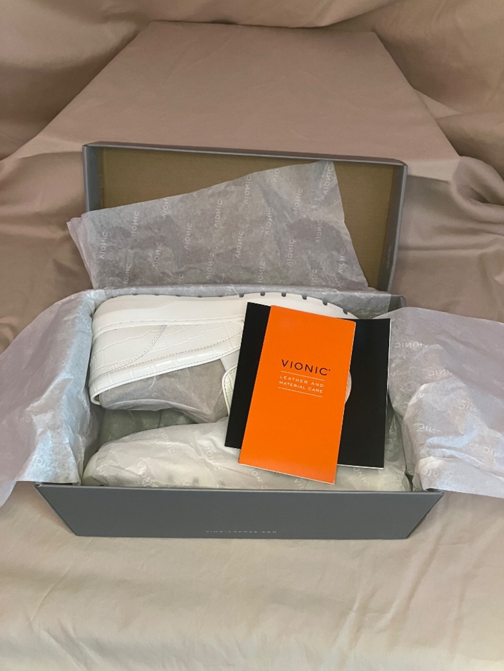 Vionic loafers - Picture 6 of 6